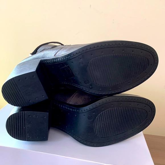 LILIMILL DISTRESSED LEATHER ANKLE BOOT EUROPEAN 39 - Picture 5 of 6